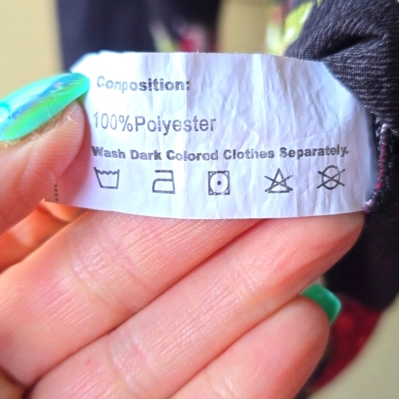 Rosegal Black Floral Peplum zip Front Top 4x - Picture 8 of 8